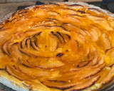 Foto del paso 7 de la receta: Tarta de hojaldre con manzana y crema pastelera