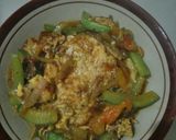 Foto langkah ke 7 dari resep Telor ceplok masak kecap.