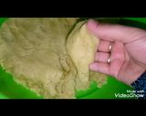 صورة لخطوة 3 من وصفة كحك العيد الدايب بطريقه روعه
