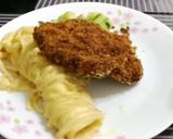 A picture of step 2 of Tonkatsu With Carbonara.