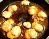 A picture of step 4 of Sea scallops in soy sauce.