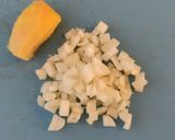 A picture of step 2 of Rice Paper Pouches Filled with Cabbage, Tofu, and Carrots.