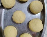 A picture of step 6 of Japanese milk bun.