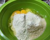 Foto langkah ke 3 dari resep Bolu Kukus Mekar Semangka.