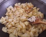 Foto del paso 3 de la receta: Empanada de patatas bravas