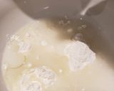 Foto del paso 1 de la receta: ¡¡Bizcochitos riquísimos con 3 ingredientes que hay en casa!!🥖