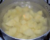 Foto del paso 10 de la receta: Mini croquetas de pollo ya cocido (que sobro)