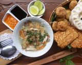 Foto langkah ke 7 dari resep Soto Bangkong Khas Semarang Ala Rumahan.