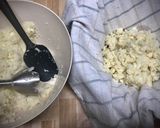 Foto del paso 8 de la receta: Coliflor: cous cous falso con manzana y zanahorias, base de pizza & tortitas con queso fresco