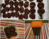 Foto langkah ke 5 dari resep Kuker Semprit Coklat.