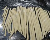 Foto langkah ke 6 dari resep Stik bawang renyah.