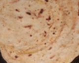 A picture of step 5 of Masala lacha parantha.
