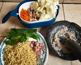 Foto langkah ke 2 dari resep Mie Goreng Putih khas Hajatan.