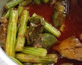 शेवग्याच्या शेंगा ची भाजी (shevgyachya shengachi bhaji recipe in marathi) रेसिपी स्टेप 6 फोटो 