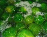 Foto del paso 2 de la receta: Repollitos de Bruselas (con panceta ahumada)