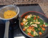 Foto del paso 2 de la receta: Quinoa con pavo y espinacas