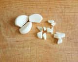 Foto del paso 1 de la receta: Arroz meloso de chipirones y gambón