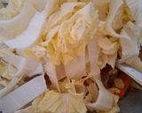 Foto langkah ke 5 dari resep Tumis Wortel Sawi Putih Pentol Bakso.
