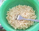 Foto langkah ke 4 dari resep Mie Goreng Merah.