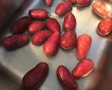 Une image de l'étape 1 de Pommes de terre rouges croustillantes fracassées à l'ail, échalote, chapelure aux épices.