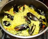 Foto del paso 3 de la receta: Arroz con Mejillones