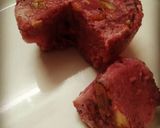 A picture of step 3 of Beetroot & Berry Icecream.