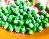 Zöldborsós tükörtojás recept fázis 1 fotója