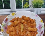 Foto langkah ke 6 dari resep Ayam Goreng Saos Pedas Manis.