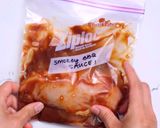 Foto del paso 5 de la receta: Pechuga Marinada en Salsa BBQ