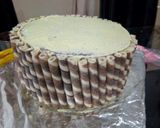 A picture of step 1 of Wafers sticks cake.