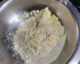 A picture of step 2 of Methi Parathas.