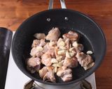 (影音)【60秒一道菜】- 蔥炸彈雞肉蓋飯的食譜步驟2照片
