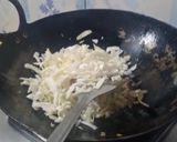 A picture of step 3 of Leftover fried rice.