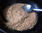 A picture of step 3 of Cream Kanda Curry.