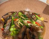 Foto langkah ke 6 dari resep Tumis tongkol cabai hijau.