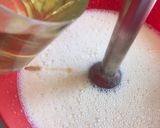 Foto del paso 2 de la receta Coca con melocotones 🍑 de casa