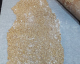 Foto del paso 3 de la receta: Galletas navideñas de almendra y limón sin azúcar