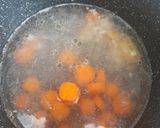 Foto langkah ke 3 dari resep Sup Ayam Jamur.