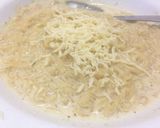 Foto langkah ke 4 dari resep Indomie Kuah Susu dan Keju.