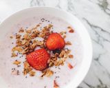 รูปขั้นตอนการทำที่ 2 ของ Smoothie Strawberry Yogurt