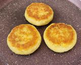 A picture of step 10 of Cheesy Paneer Potato Pancake.