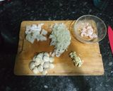 Foto del paso 1 de la receta: Judías con almejas, potón y gambas peladas