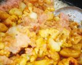दही आलू गोभी फ्रायड भाजी (Dahi Aloo Gobi Fry Bhaji Recipe In Marathi) रेसिपी स्टेप 2 फोटो