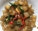 Foto langkah ke 3 dari resep Kikil Oseng Mercon.