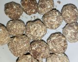 Foto langkah ke 3 dari resep Bola - Bola cokelat ala bocil.