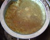 Foto langkah ke 4 dari resep Ayam goreng lengkuas dan sop ayam.