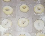 Foto langkah ke 7 dari resep Donat Ubi Jalar Topping Gula Halus.