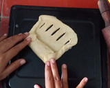 Foto langkah ke 3 dari resep Roti Manis Jumbo Isi Pisang.