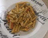 Foto del paso 3 de la receta: Pasta con jitomates cherry y mozzarella