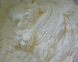 Foto del paso 6 de la receta: Pionono con Crema Chantilly y Duraznos